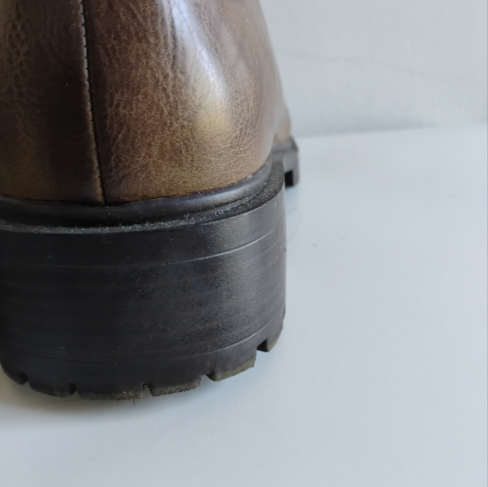 Rare Vintage Looking Brown Vegan Leather Ankle Boots - Picture 13 of 13